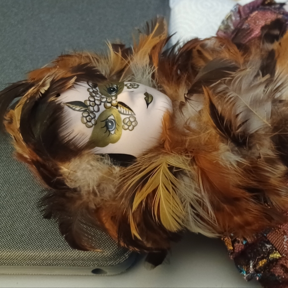 Brinn Clown Doll 19inch - Picture 1 of 3